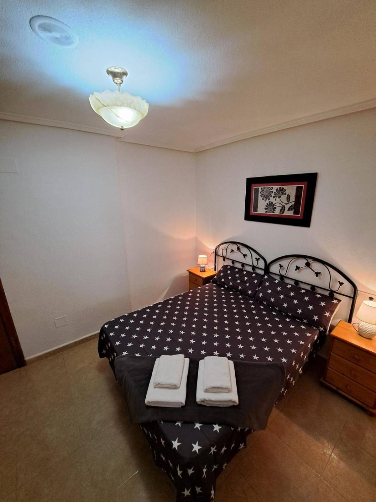 Torrevieja Playa Del Cura Apartment ภายนอก รูปภาพ